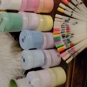 Acrylic nail powders